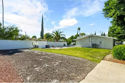 6292 Lubao Avenue, Woodland Hills, CA 91367 - Photo 44