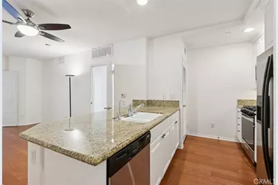 2750 Artesia Boulevard #206, Redondo Beach, CA 90278 - Photo 10