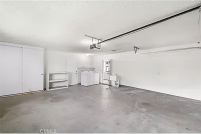 9239 Hickory Avenue, Hesperia, CA 92345 - Photo 36