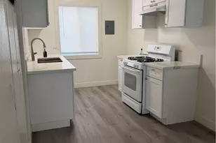 1020 Broad, Wilmington, CA 90744 - Photo 4