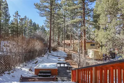 325 Hilltop Lane, Big Bear City, CA 92314 - Photo 20