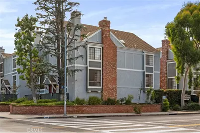 18100 Burbank #14, Tarzana, CA 91356 - Photo 2
