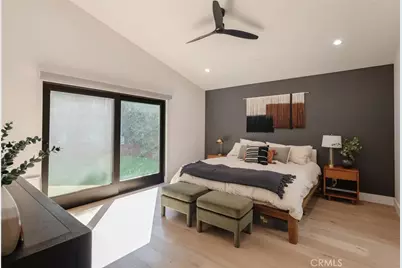 966 Rosecrans Avenue, Manhattan Beach, CA 90266 - Photo 14