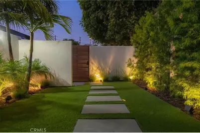 966 Rosecrans Avenue, Manhattan Beach, CA 90266 - Photo 28