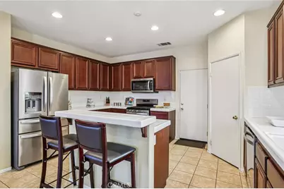 17550 Buttonwood Lane, Carson, CA 90746 - Photo 12