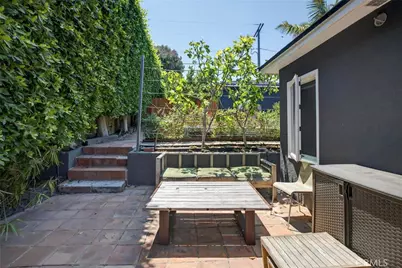 608 35th Street, Manhattan Beach, CA 90266 - Photo 22