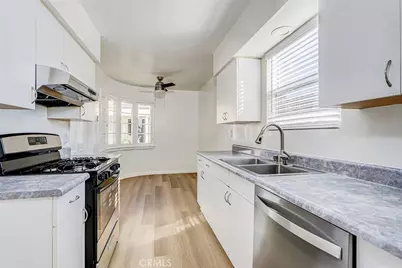 1428 Ocean Park, Santa Monica, CA 90405 - Photo 12