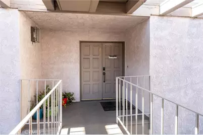 1995 Molino Avenue #302, Signal Hill, CA 90755 - Photo 36