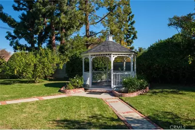 17259 Rayen Street, Sherwood Forest, CA 91325 - Photo 44