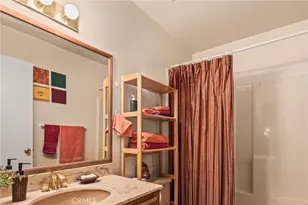 627 W Pine Ave, El Segundo, CA 90245 - Photo 14