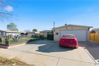44022 Stanridge Avenue, Lancaster, CA 93535 - Photo 2