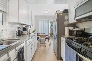 3903 W 182nd St, Torrance, CA 90504 - Photo 24