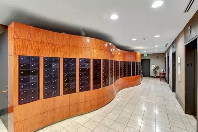 800 W 1st Street #710, Los Angeles, CA 90012 - Photo 2