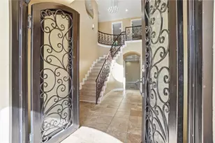 127 W 219th Pl, Carson, CA 90745 - Photo 2