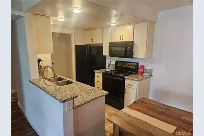 8530 Holloway Drive #303, West Hollywood, CA 90069 - Photo 18