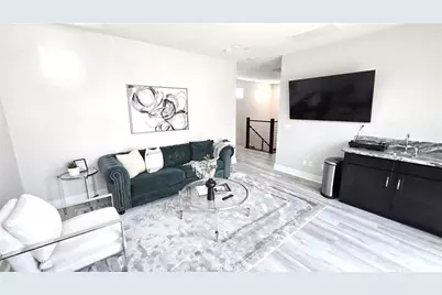 533 Daniel Freeman Circle, Inglewood, CA 90301 - Photo 18