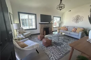 1636 W 70th, Los Angeles, CA 90047 - Photo 8