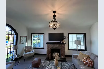 1636 W 70th, Los Angeles, CA 90047 - Photo 2