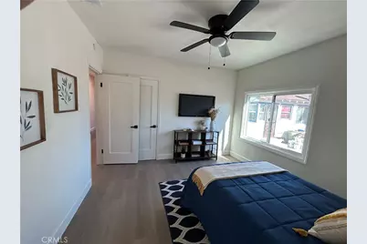 1636 W 70th, Los Angeles, CA 90047 - Photo 40