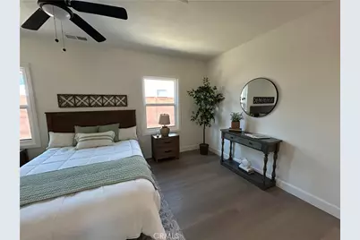 1636 W 70th, Los Angeles, CA 90047 - Photo 34
