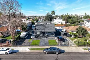 11113 Berendo Ave, Los Angeles, CA 90044 - Photo 18
