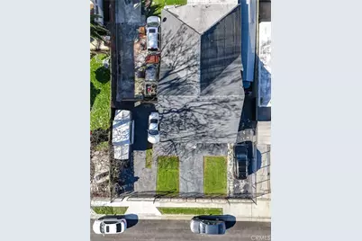 11113 Berendo Avenue, Los Angeles, CA 90044 - Photo 22