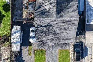 11113 Berendo Ave, Los Angeles, CA 90044 - Photo 22