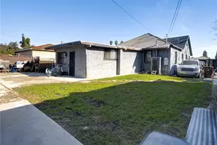 11113 Berendo Ave, Los Angeles, CA 90044 - Photo 14