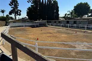 7015 N Atlantic Pl, Long Beach, CA 90805 - Photo 58