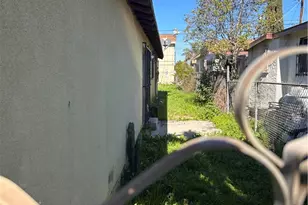 329 E 109th, Los Angeles, CA 90061 - Photo 20