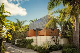 542 Altair Pl, Venice, CA 90291 - Photo 1