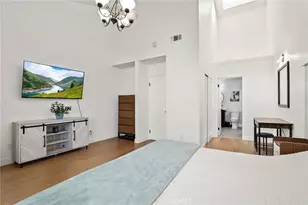 25671 Pine Creek Ln, Wilmington, CA 90744 - Photo 14