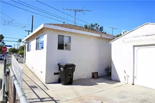 13942 Anderson, Paramount, CA 90723 - Photo 4