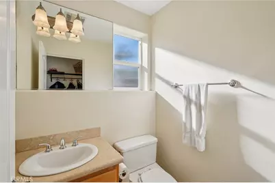 168 Ardmore Avenue, Hermosa Beach, CA 90254 - Photo 32