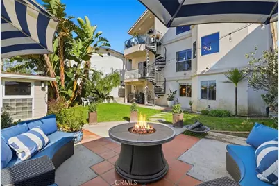 8325 Delgany Avenue, Playa del Rey, CA 90293 - Photo 34