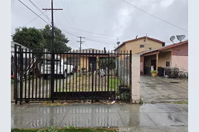 6111 Menlo Avenue, Los Angeles, CA 90044 - Photo 1