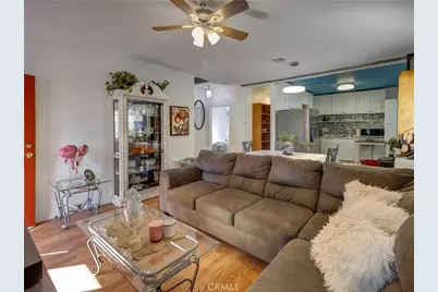 841 W 58th, Los Angeles, CA 90037 - Photo 2