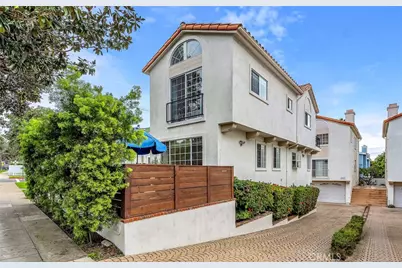 603 N Guadalupe Avenue #A, Redondo Beach, CA 90277 - Photo 4