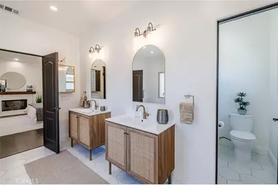 202 N Irena Avenue #B, Redondo Beach, CA 90277 - Photo 20