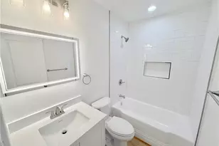 825 Manhattan, Hermosa Beach, CA 90254 - Photo 14