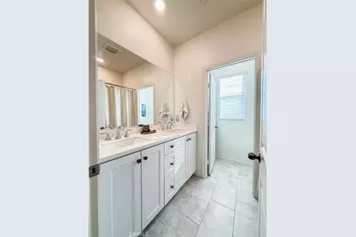 22885 Acoustic, Saugus, CA 91350 - Photo 12