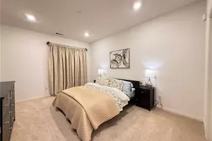 22885 Acoustic, Saugus, CA 91350 - Photo 8