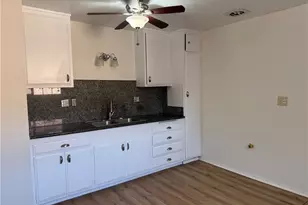 935 937 W 17th, San Pedro, CA 90731 - Photo 12