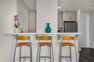 610 The Village, Redondo Beach, CA 90277 - Photo 4