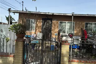 1515 E Young, Wilmington, CA 90744 - Photo 4