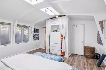 2041 N Beverly Glen Boulevard, Los Angeles, CA 90077 - Photo 24