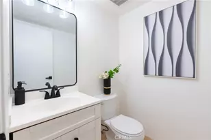 1024 W Lamark Ln, Anaheim, CA 92802 - Photo 12