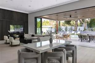 22020 Alizondo, Woodland Hills, CA 91364 - Photo 16