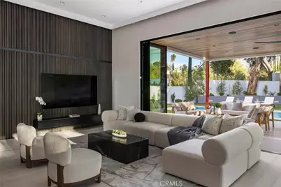 22020 Alizondo, Woodland Hills, CA 91364 - Photo 12