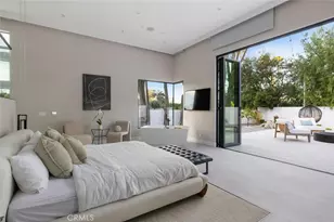 22020 Alizondo, Woodland Hills, CA 91364 - Photo 24